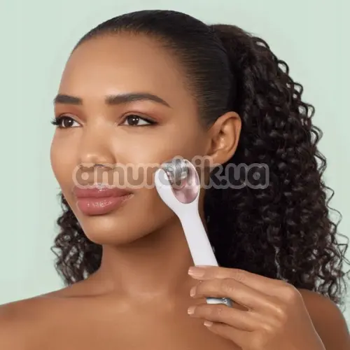 Массажер-роллер для лица с микроиглами Geske MicroNeedle Face Roller 9 in 1, кремовый
