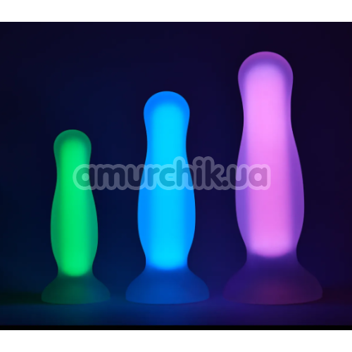 Анальная пробка Radiant Glow In The Dark Soft Silicone Plug Medium, фиолетовая