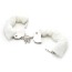 Наручники Furry Love Cuffs, белые - Фото №5