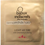 Масажна олія з зігріваючим ефектом Bijoux Indiscrets Light My Fire Wild Strawberry & Honey - суниця та мед, 3 мл - Фото №1