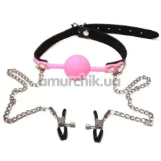 Кляп с зажимами для сосков DS Fetish Locking Gag With Nipple Clamps, розово-черный - Фото №1