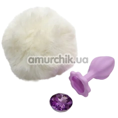 Анальная пробка с фиолетовым кристаллом и белым хвостиком Alume Silicone Plug With Tail S, фиолетовая - Фото №1