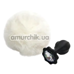 Анальна пробка з прозорим кристалом і білим хвостиком Alume Silicone Plug With Tail S, чорна - Фото №1
