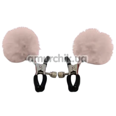 Зажимы для сосков с помпонами DS Fetish Metal Nipple Clamps, светло-розовые - Фото №1