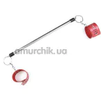 Фиксаторы для ног DS Fetish Metal Ankle Spreader Bar, красные - Фото №1