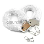 Наручники з білим хутром DS Fetish Handcuffs, срібні - Фото №1