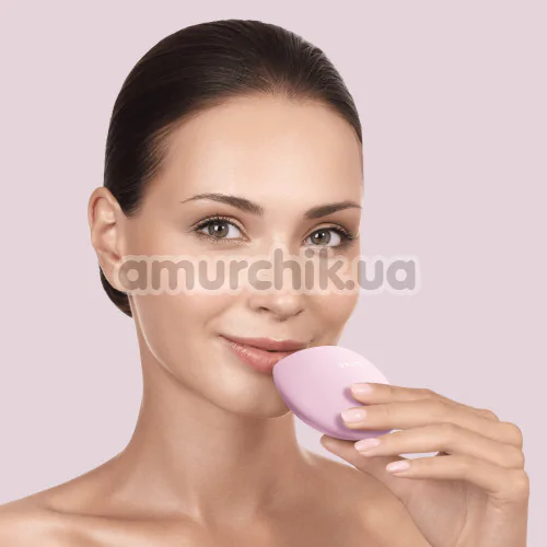 Устройство для увеличения объема губ Geske Lip Volumizer & Booster Big 4 in 1, светло-розовое
