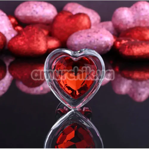 Анальная пробка с красным кристаллом Adam & Eve Red Heart Gem Glass Plug Small, прозрачная