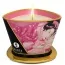 Свічка для масажу Shunga Massage Candle Rose Petals - пелюстки троянди, 170 мл - Фото №1