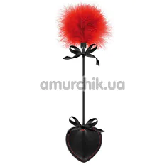 Стек в виде сердца с перышком для ласк Sweet Caress Feather Whip, черно-красный - Фото №1