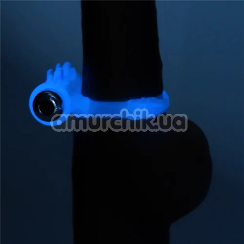 Виброкольцо для члена Lumino Play Vibrating Penis Ring LV343215, светящееся в темноте